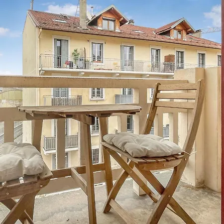 Homey Awesome - Proche Gare Et Tram - Centre-ville - Balcon Prive - Wifi Gratuit Annemasse