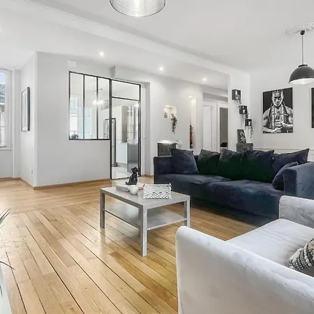 Homey Awesome - Proche Gare Et Tram - Centre-ville - Balcon Prive - Wifi Gratuit Apartment